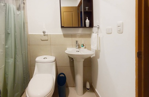 Nuevo Cuscatlan Apartment | ✰New@Santa Elena✰Modern✰3Brm✰Apartment✰w/AC✰Wifi✰Gym✰Parking