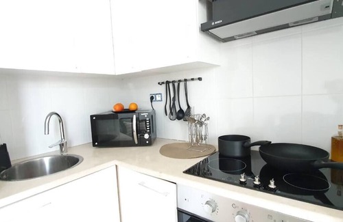 Sidi Dhrif Apartment | NEW Sea View House 2 min Walk to Beach
