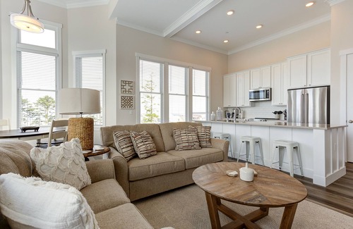 Seabrook House | New* Seabrook's Sundowner, a 2-bedroom oceanview townhome!