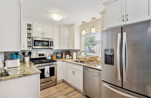 New Smyrna Beach House | New Smyrna Beach Home < 1 Mi to Beach/Main House