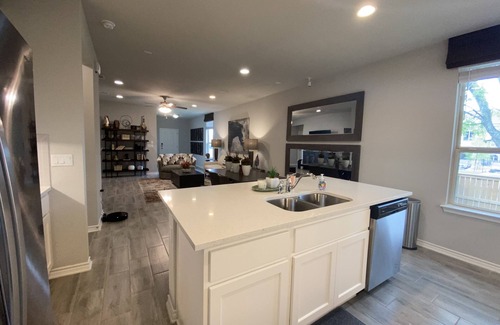 Harris Ridge House | New Solar Powered Home, Professional Design-Taste Comfort Space and Convenience