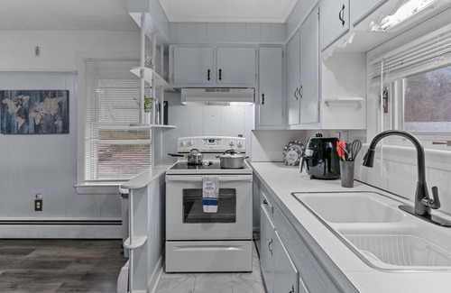 Natick Apartment | NEW! Spacious & Newly Remodeled Home + FREE Parking + 5 Mins From PVD Airport