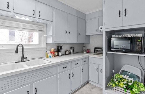 Natick Apartment | NEW! Spacious & Newly Remodeled Home + FREE Parking + 5 Mins From PVD Airport