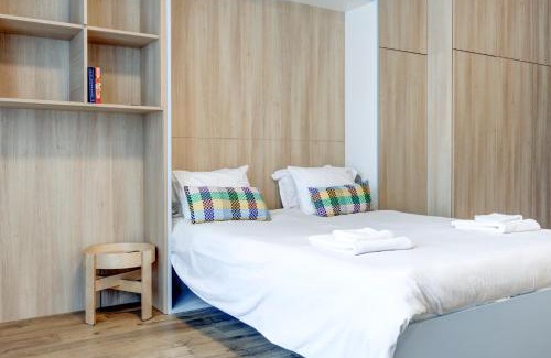 Sofia Apartment | New Studio - 300m Subway - 10 Mins City Centre