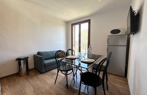 Bastia Apartment | New studio in Bastia with parking, near center