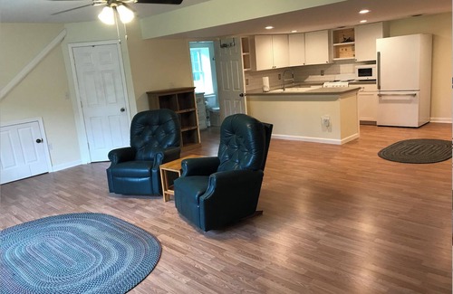 Berkeley Springs Apartment | New Studio, Quiet Wooded, Near Berkeley Springs