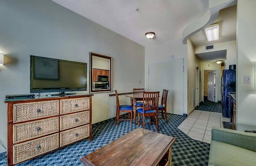 Myrtle Beach Condo | · NEW! Stunning Condo, Sleeps 6. Waterpark, Pools and Lazy Rivers!