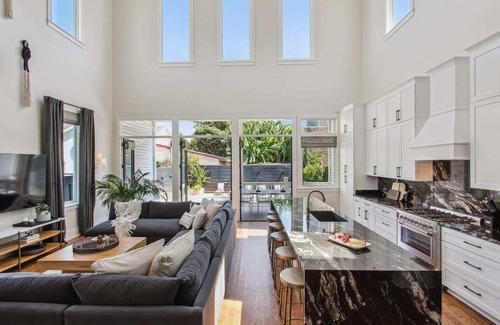 Lower Garden District House | New Stylish Renovation | Heated Pool & Spa