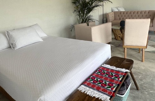 Tequisquiapan Cabin | New Suite ❤ w Amazing Garden | Nature ☀ Peaceful