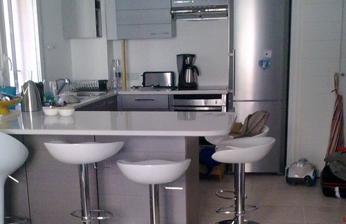Porquerolles Apartment | New T2 air conditioned 50 m2 wifi in the DRC for 6 people