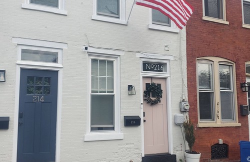 Lancaster House | NEW The Cozy House on James