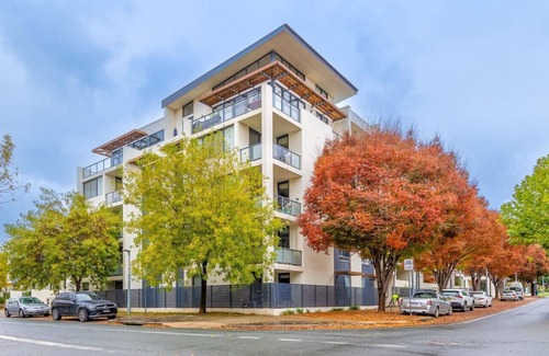 Kingston Apartment | New to VRBO: Gateway Apt in Kingston Central!