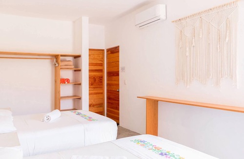 Emiliano Zapata Apartment | NEW! Tropical Garden, Pool, BBQ, Beach 660 mts