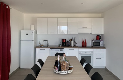 Lozari House | New villa 4 + 1 bedroom 5 bath heated pool wifi