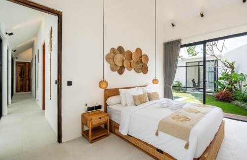 Kediri Villa | NEW! Villa Rawi - 3BR Villa in Kedungu