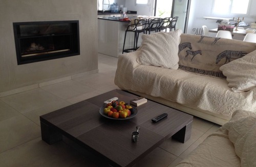 Serra-di-Ferro Villa | New villa with a private heated pool and a panoramic ocean and mountain view