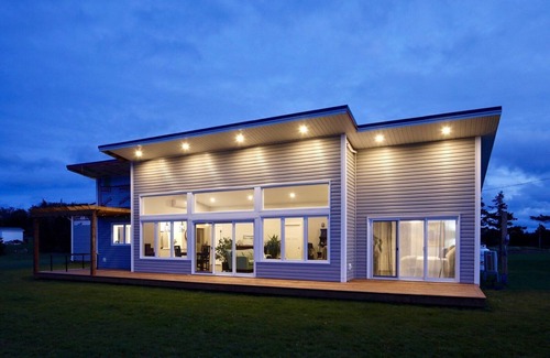Anglo Rustico House | New Waterfront Modern Home with 180 degree views over Rustico Bay!