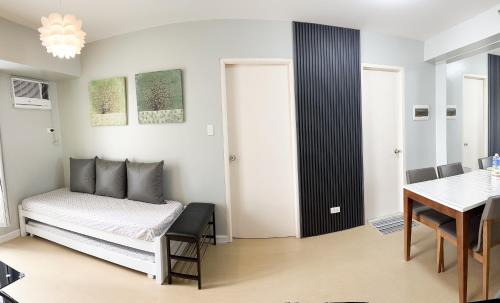 Lahug Apartment | NEW1 BR Avida IT Park 50mbps (4px)