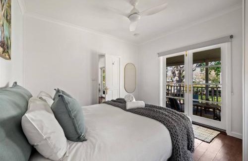 Dunsborough Apartment | Newberry Cottage - Beach, Games & Alfresco Bliss