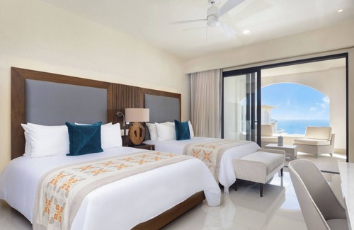 Cabo Bello Resort | Newer 5 Star Luxurious Resort, Spacious living area and Clean