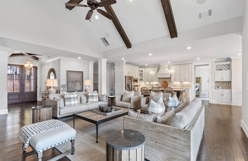 Lake Oconee House | Newer construction, professionally decorated on the water.