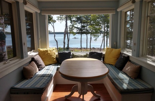 Corea House | Newer Waterfront Home for your Relaxing Enjoyment
