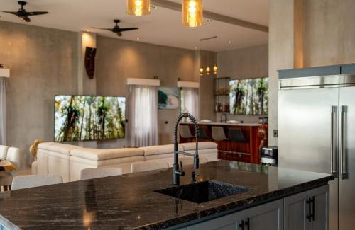 Playa Hermosa Villa | Newest beach home in the Jaco area!