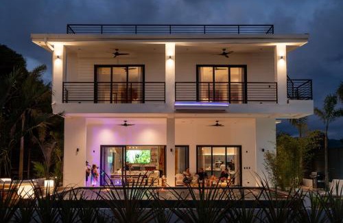 Playa Hermosa Villa | Newest beach home in the Jaco area!