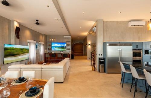 Playa Hermosa Villa | Newest beach home in the Jaco area!
