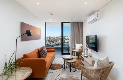 Claremont Apartment | Newlands Peak Luxury Suite