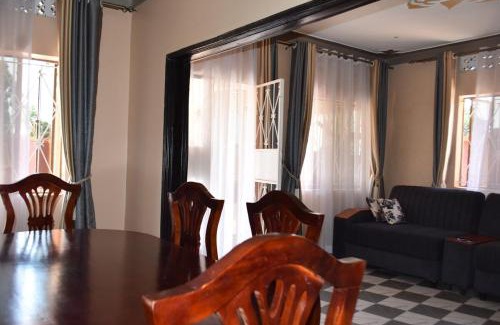 Jinja House | Newly Beautiful Entire Home