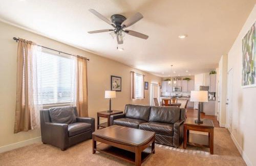 Elbert House | Newly Built 4BR Spacious Retreat in Peyton