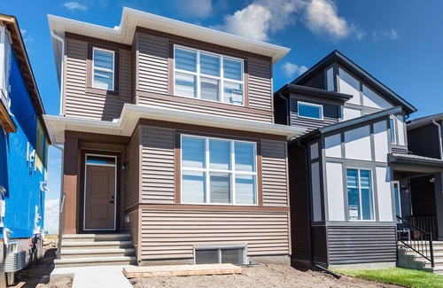 Southwest Calgary House | Newly built Cozy 2 bedroom secondary suite in Calgary
