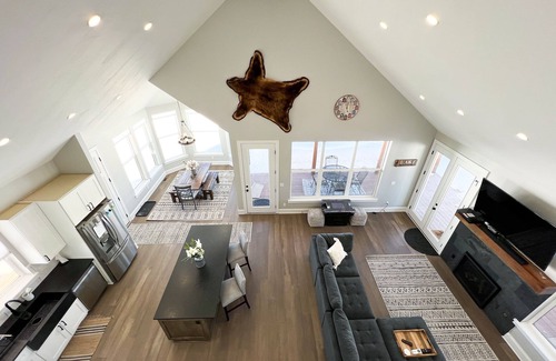 Lake Hatcher Park House | Newly Built: Gorgeous Pagosa Peak View Lakefront House - Breathtaking Views