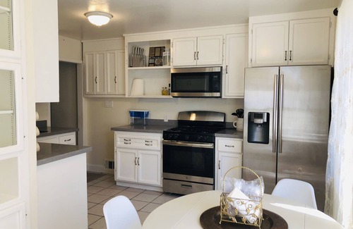 Fair Oaks House | Newly furnished 3 bed/2 bath - Month to month rental
