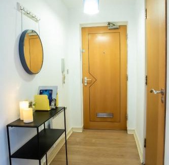 Wolverhampton Apartment | Newly furnished Appartment near Train Station wolverhampton