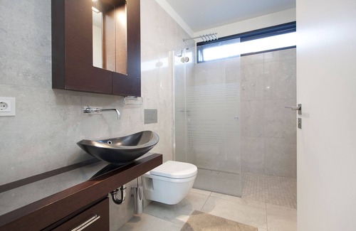 Downtown Apartment | Newly luxury apartment in Black Pearl building near by the Ocean and Old town