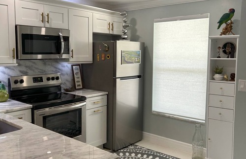 Hammock Bay Condo | Newly remodeled 2 bedroom 2 Bath Condo in Mainsail on beautiful Marco Shores.