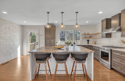 Murfreesboro House | Newly remodeled 4BR/3BA, Minutes from MTSU, Short drive to downtown Nashville