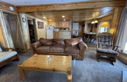 St Germain Cabin | Newly remodeled lakeside cabin, post card views of every sunrise!