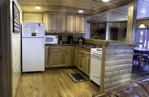 St Germain Cabin | Newly remodeled lakeside cabin, post card views of every sunrise!