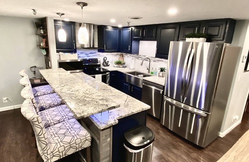 Afton Condo | Newly Remodeled- Small Family/Couples Retreat in Shangri-La on Monkey Island, OK