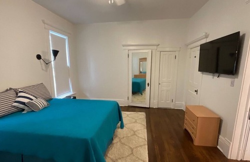 Near East Columbus Condo | Newly Renovated 1 Bedroom Century Home Condo (1500sf)