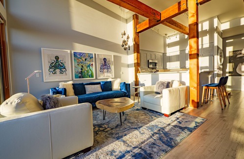 Ucluelet Condo | Newly Renovated 2 Bedroom Condo in The Ridge Ucluelet