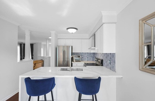Whitby Apartment | Newly Renovated 3BR in Whitby | Family-Friendly
