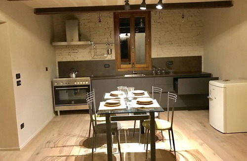 San Lorenzo Apartment | newly renovated amazing apt close to DUOMO, WI-FI, A/C