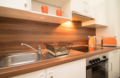 Weißgerber Apartment | newly renovated Apartment-3 min Walking distance to Historical City Center