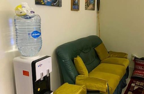 Bab Sharqi Apartment | Newly renovated cozy studio 2 min 2 SEA