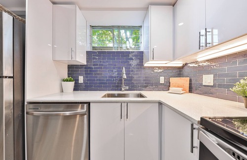 Hamilton Apartment | Newly renovated, homely 2 bedroom suite