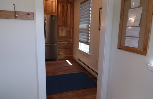 Mount Joy House | Newly Renovated House and private Pickleball in the Heart of Lancaster